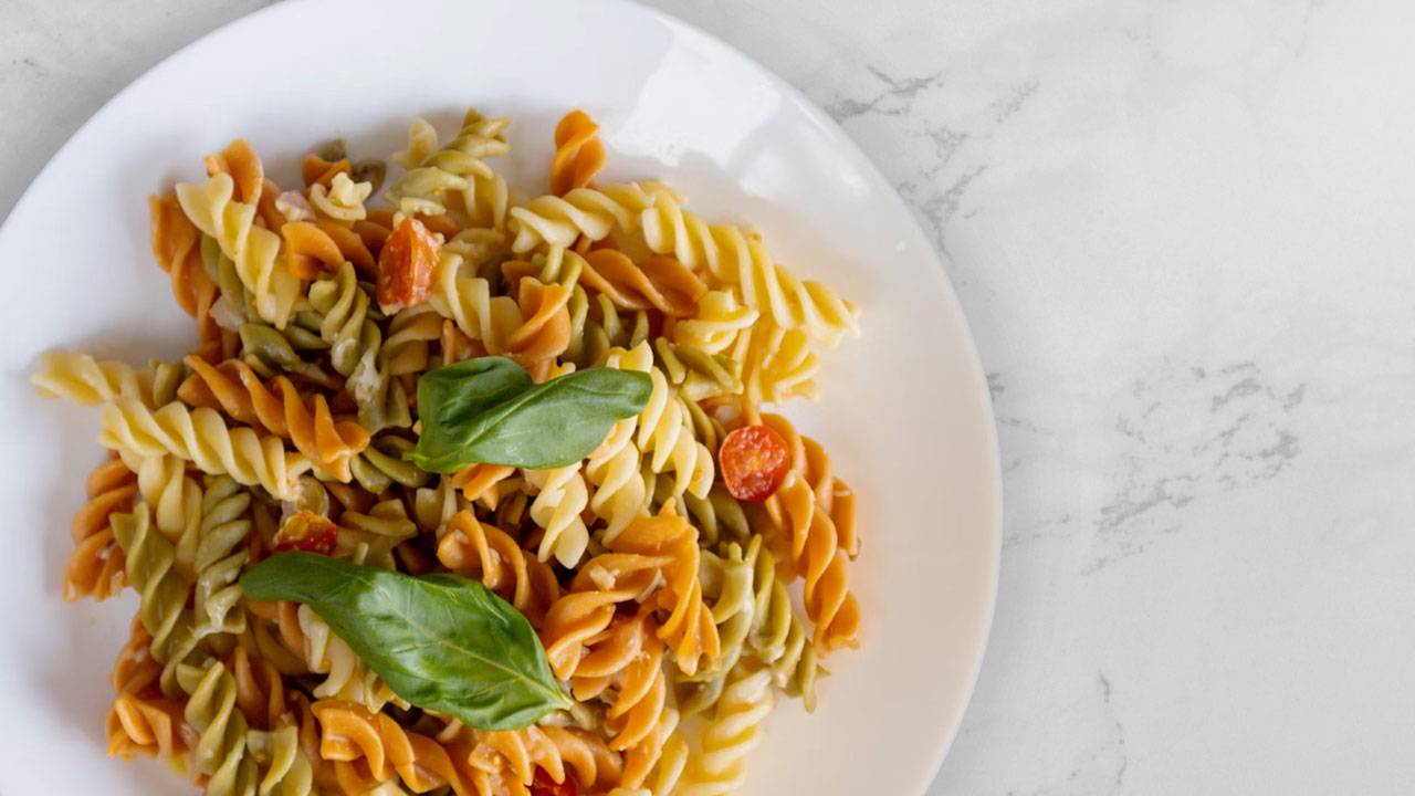 Filtrera restauranglistan på de som serverar "Pasta"